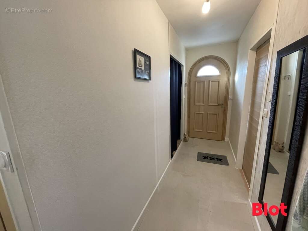 Maison à LE MINIHIC-SUR-RANCE