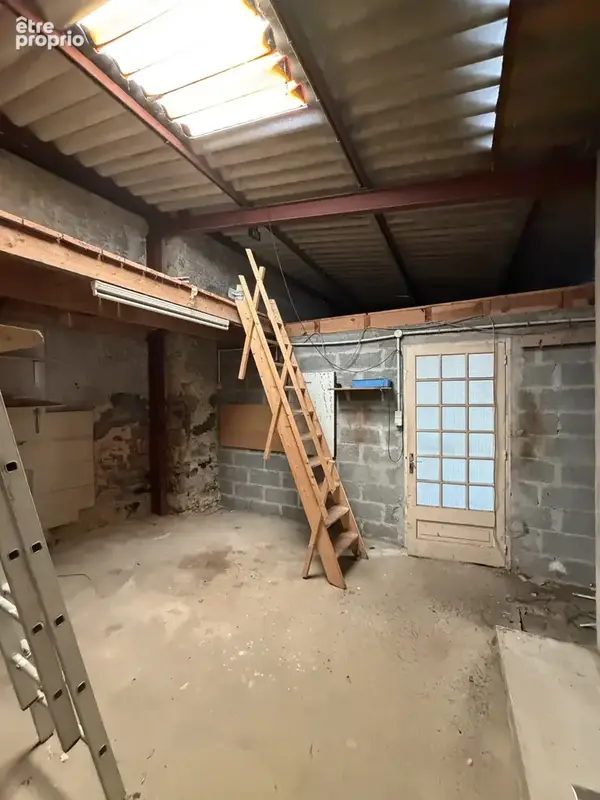 AIZENAY, maison de ville 3 chbres + bureau avec cour - photo 19