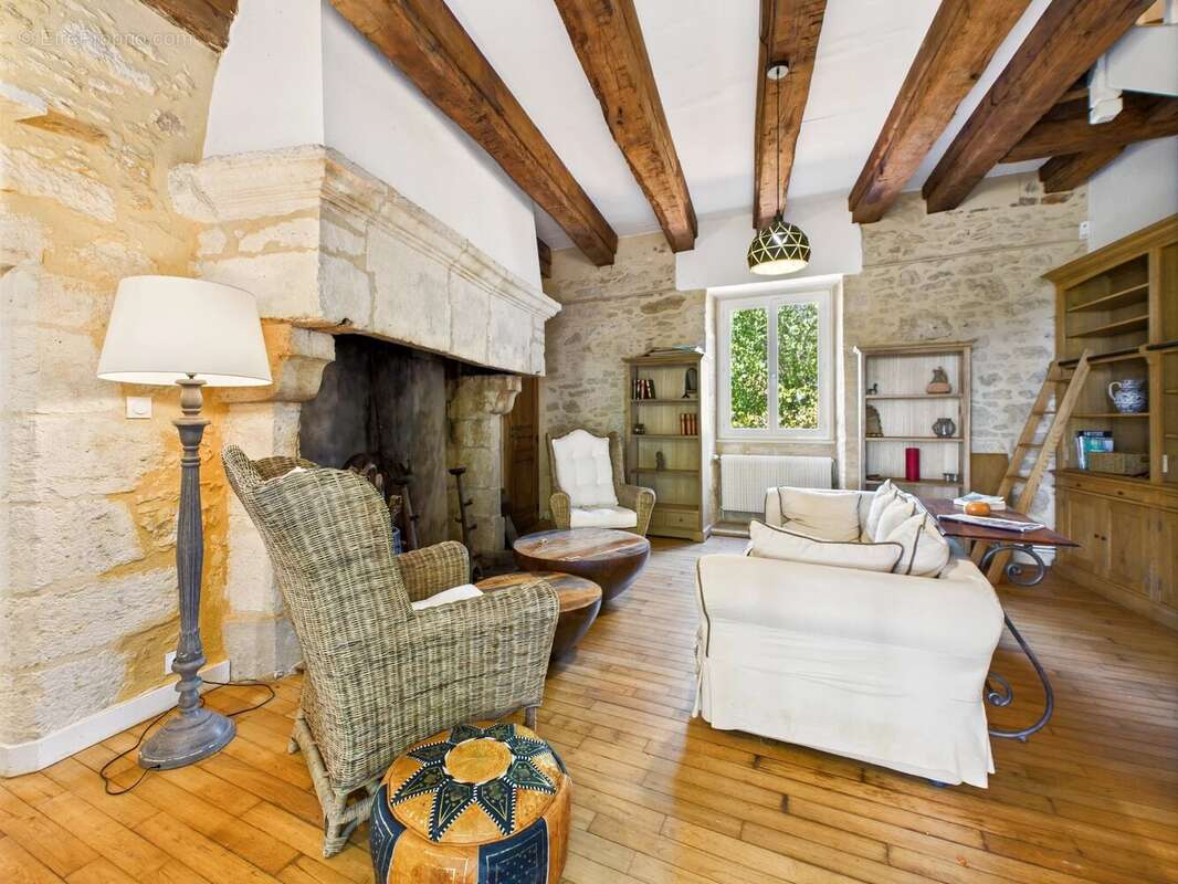 Maison Périgourdine XVIIIe  4 ch.  190 m²  Piscine  9 000 m²  Proche Sarlat  Dordogne - photo 5
