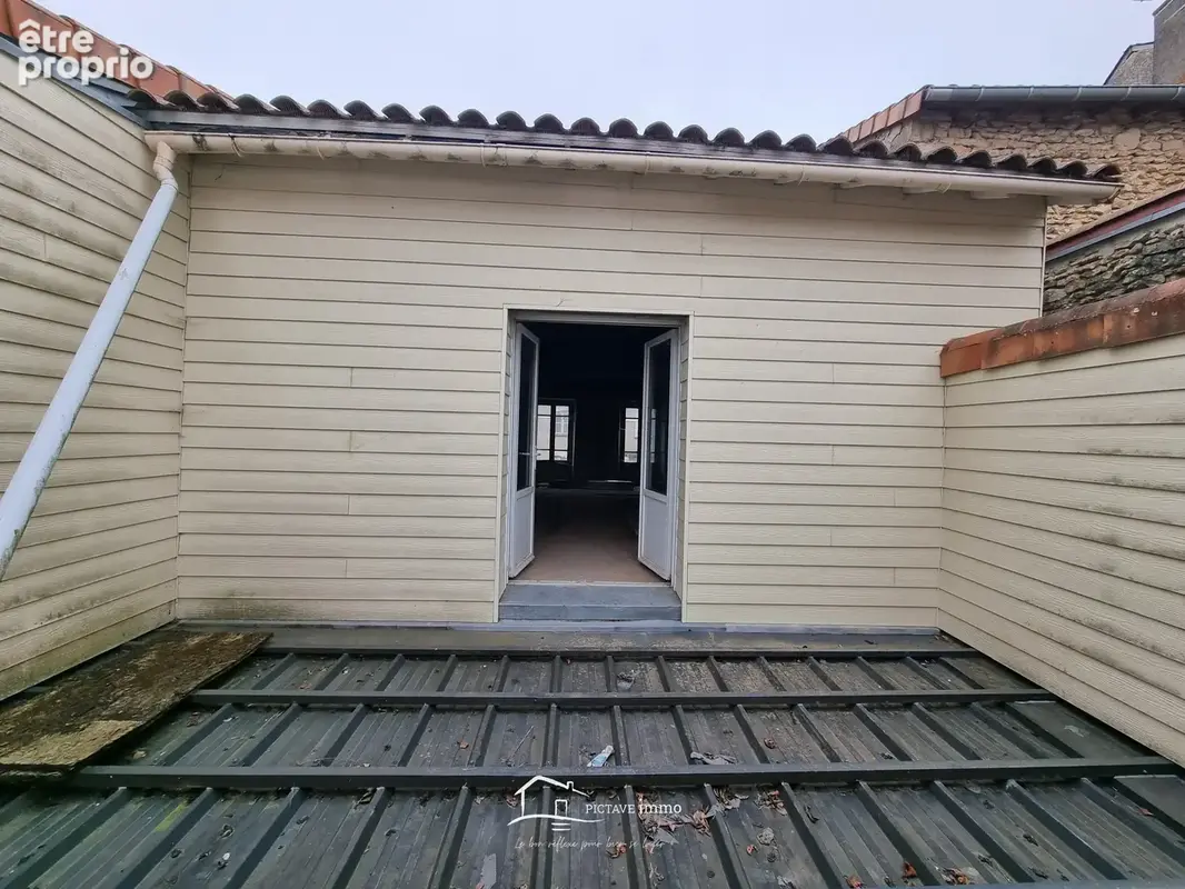 Local commercial thenezay - photo 6