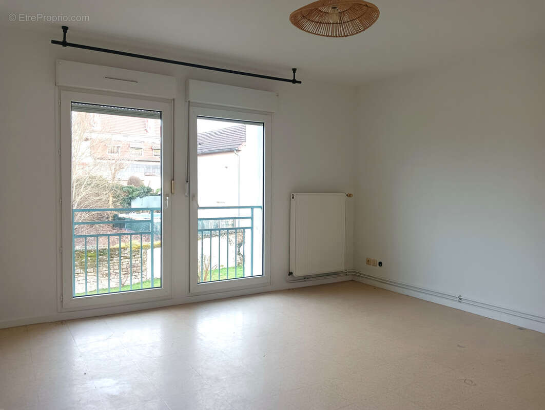 Appartement à LUXEUIL-LES-BAINS