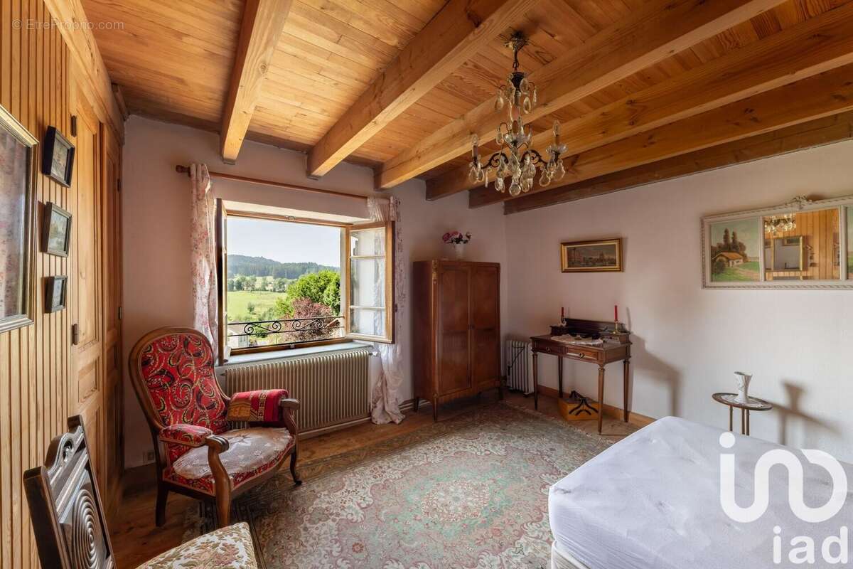 Photo 8 - Maison à SAINT-BONNET-LE-CHASTEL