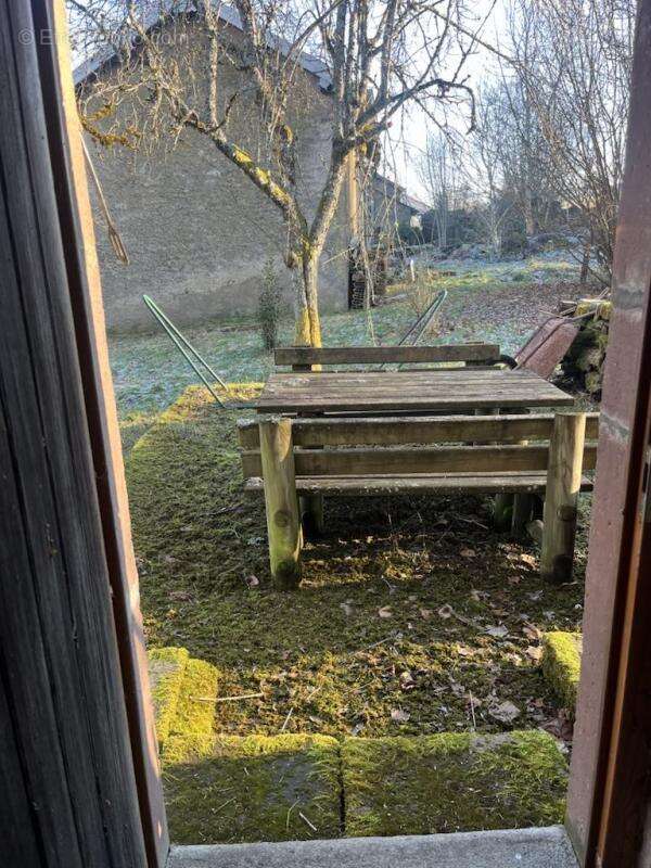 Maison à SAINT-BRESSON