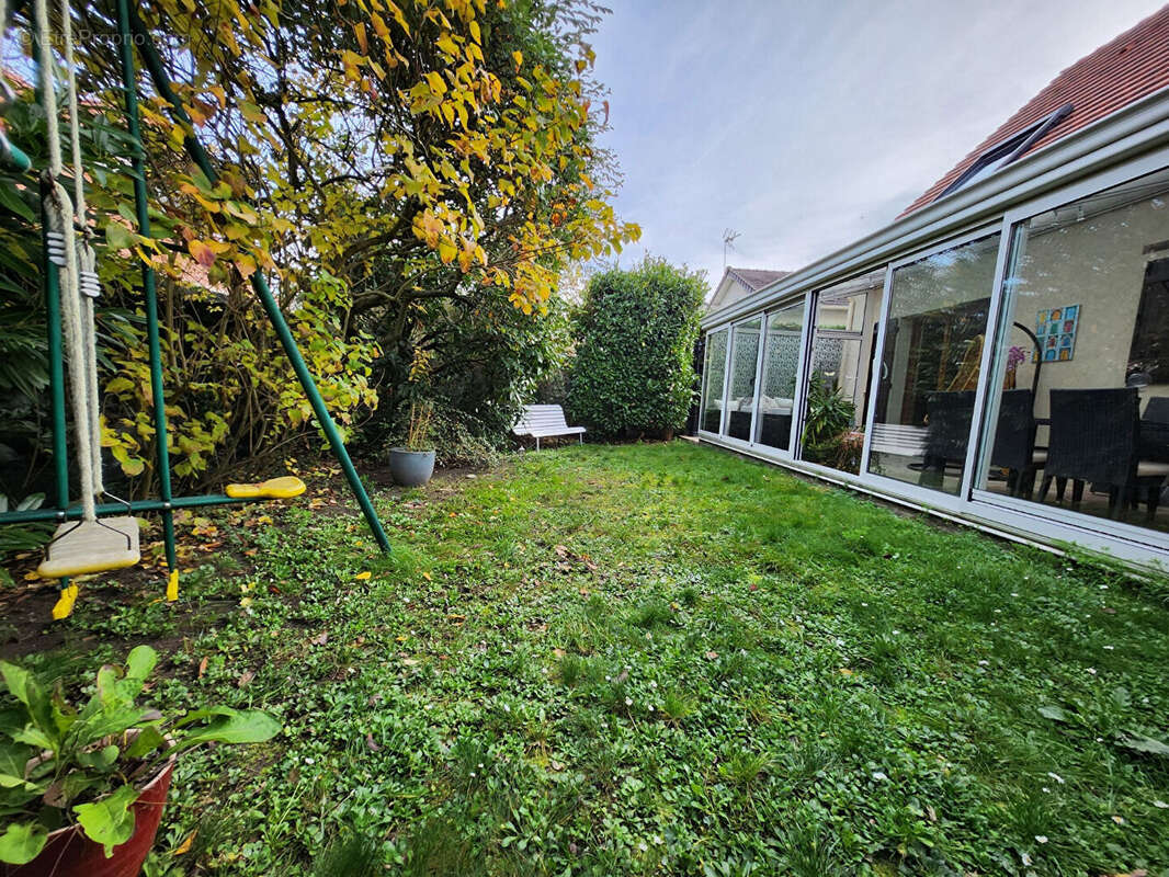 Maison à VILLEMOMBLE