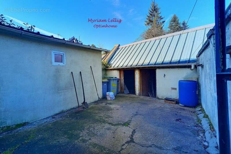 Maison à LA BONNEVILLE-SUR-ITON