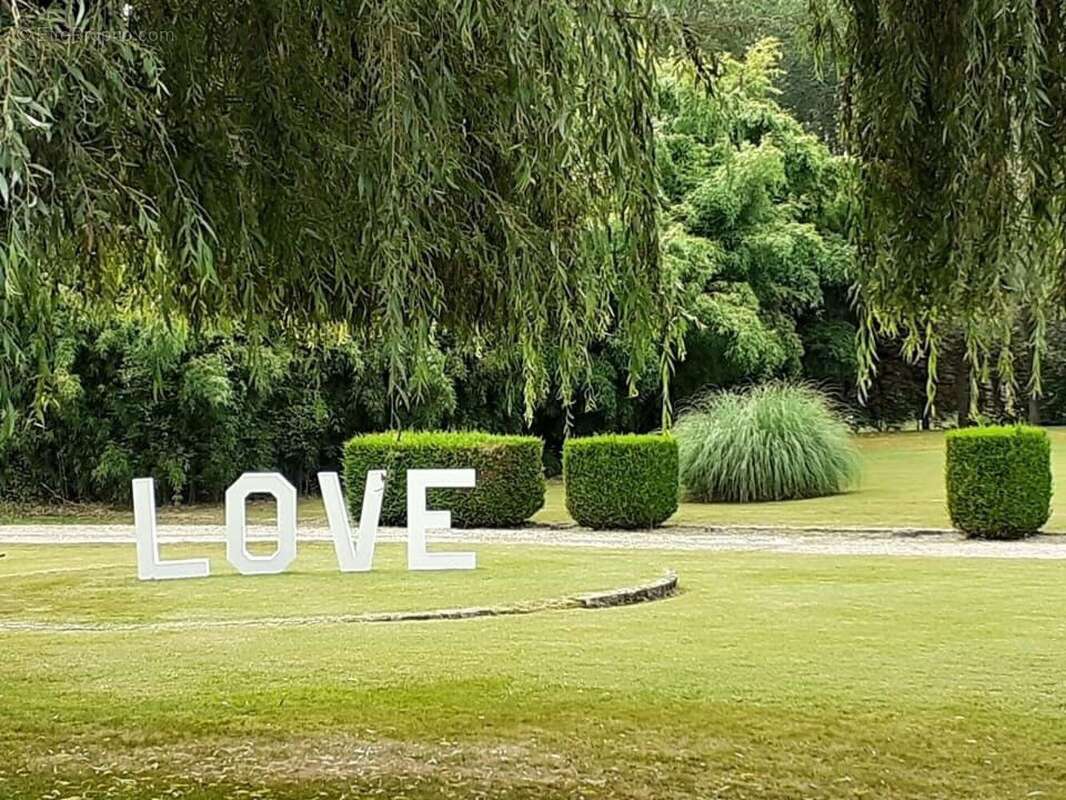 Photo 2 - Commerce à TOURS