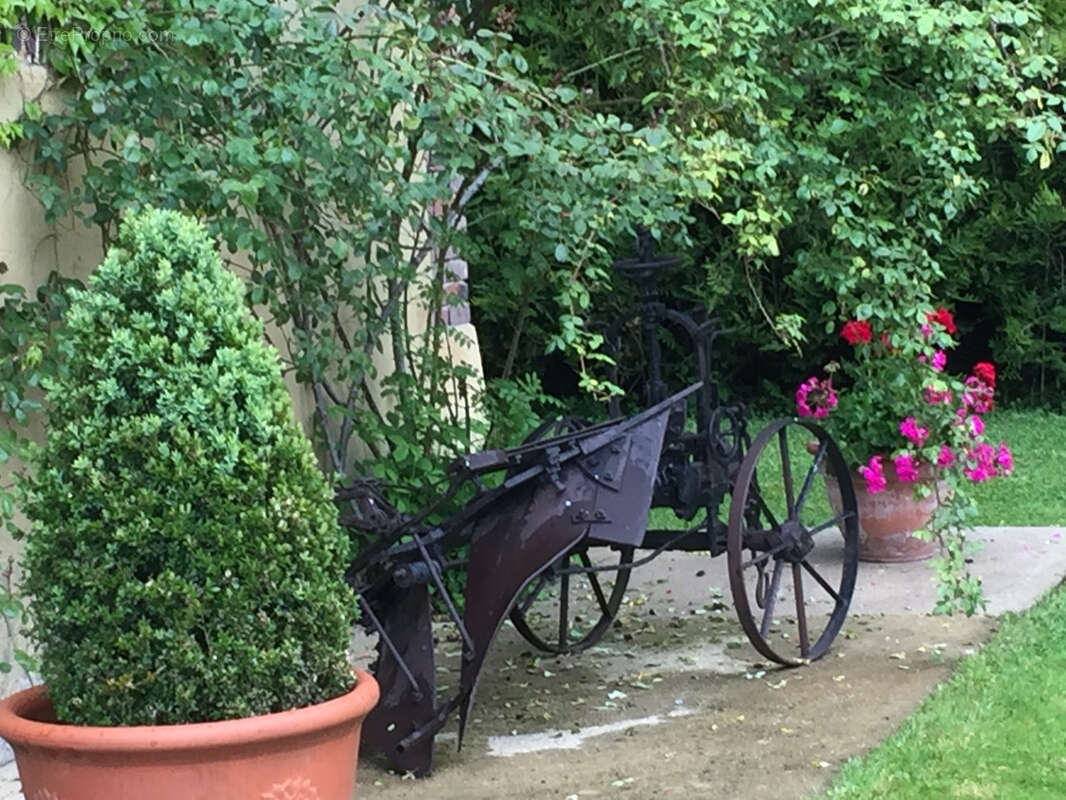 Maison à AIX-EN-OTHE