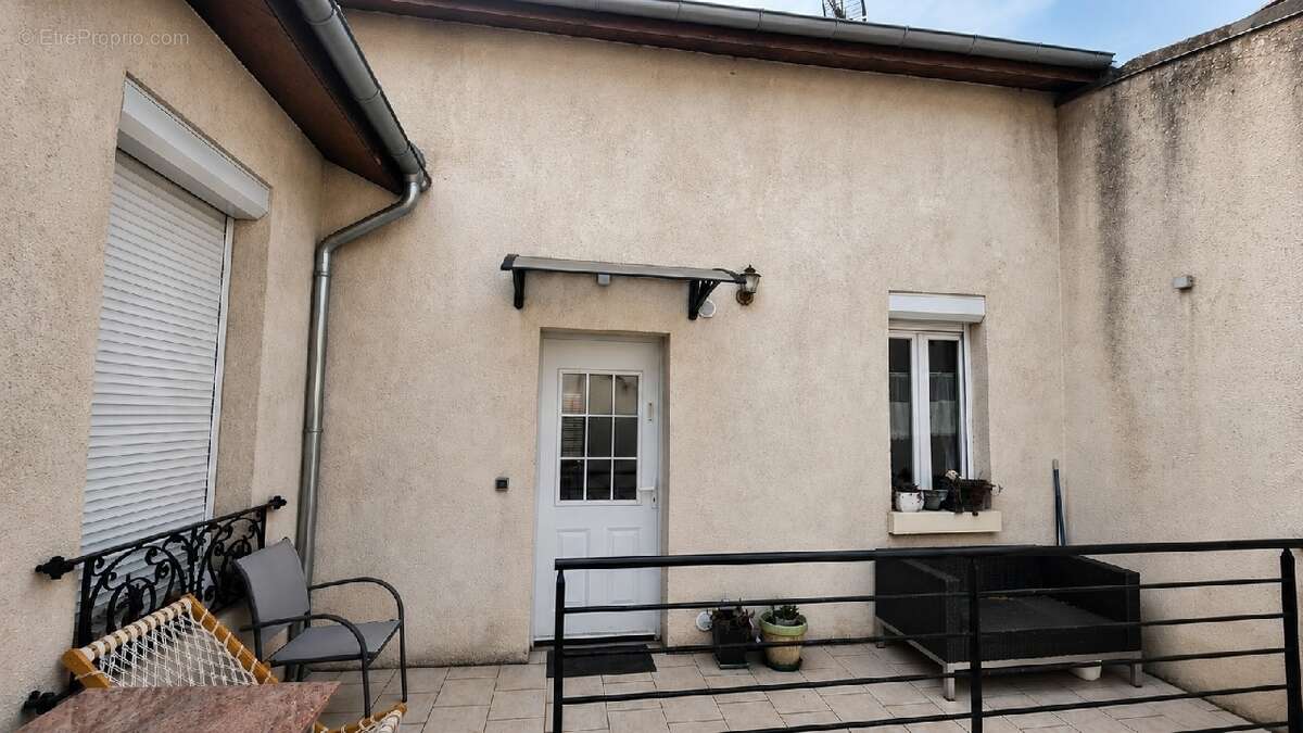 Appartement à LOUVRES