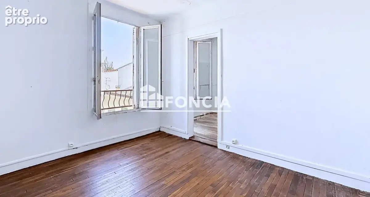 Maison familiale – 4 chambres – sous-sol total – garage – beaux espaces – exclusivité - photo 9