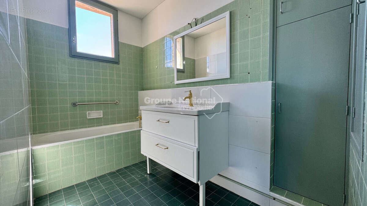 Appartement à NIMES