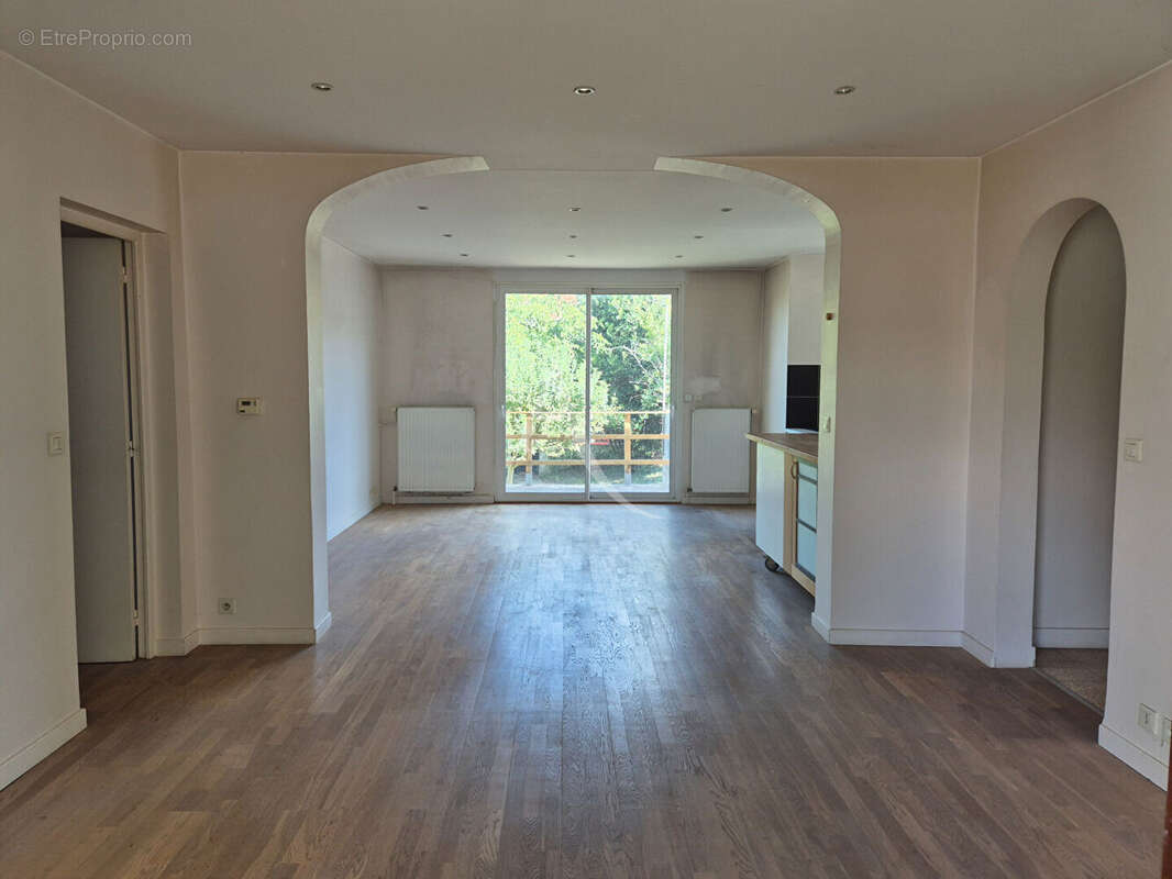 Maison à NEUILLY-PLAISANCE