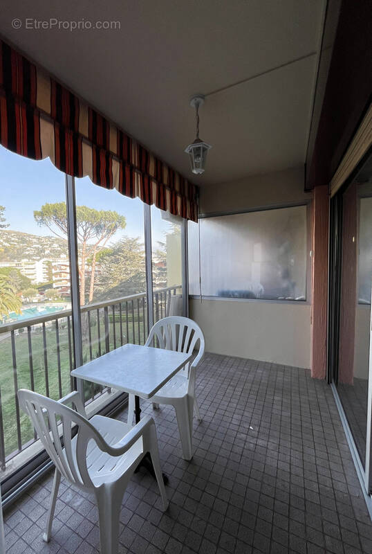 Appartement à MANDELIEU-LA-NAPOULE