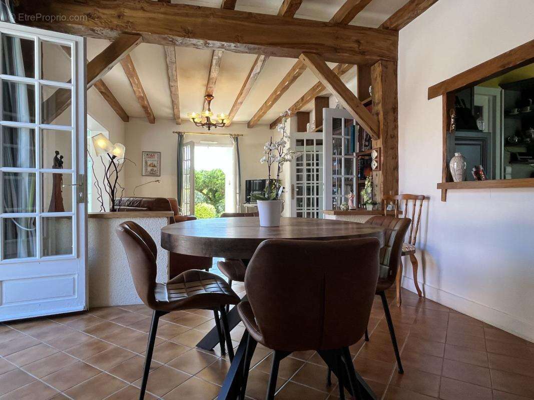 Maison à BOURRAN