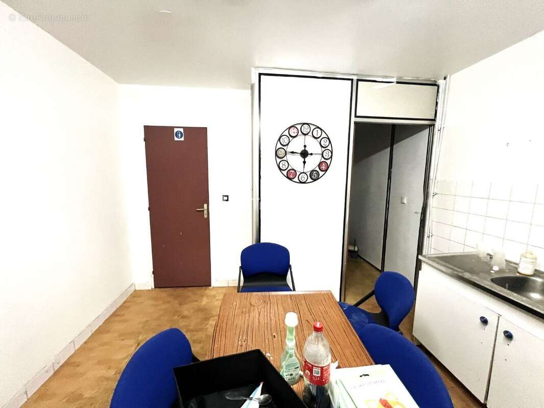 Commerce 539 m² à Evreux  - photo 5