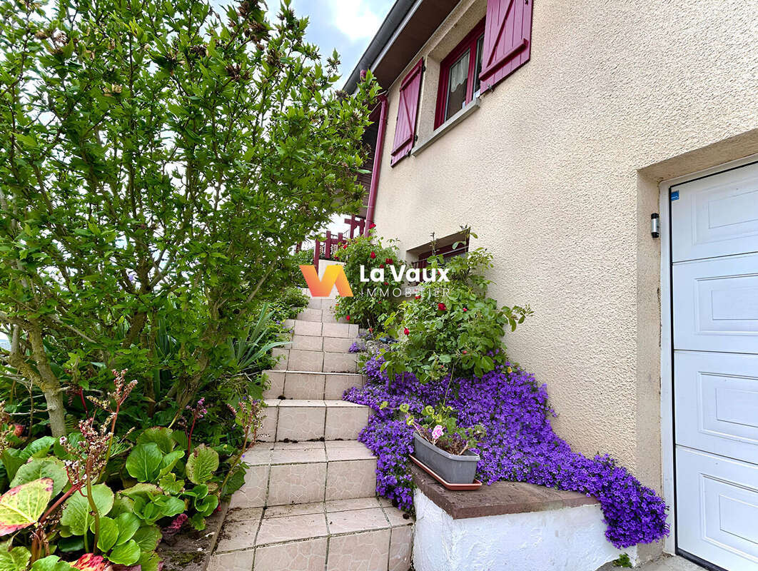 Maison à BAINVILLE-SUR-MADON