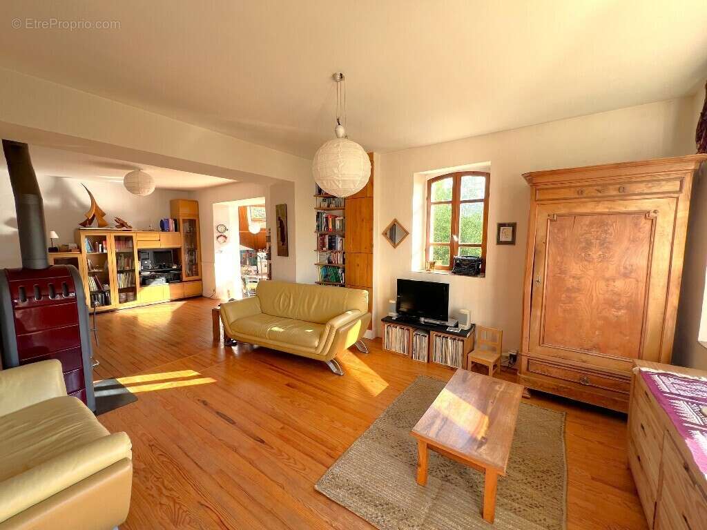 Maison 210 m² à Bloye  - photo 6
