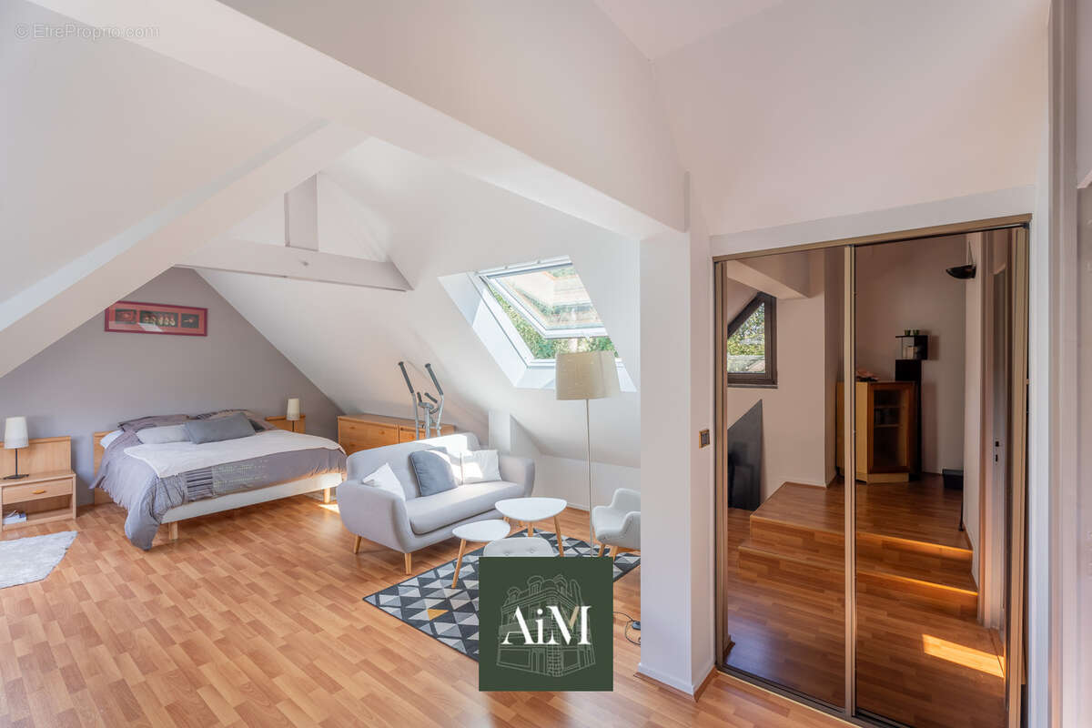 Propriété de prestige à vendre à Vannes- Domaine de plus de 3 hectares avec étang - photo 20