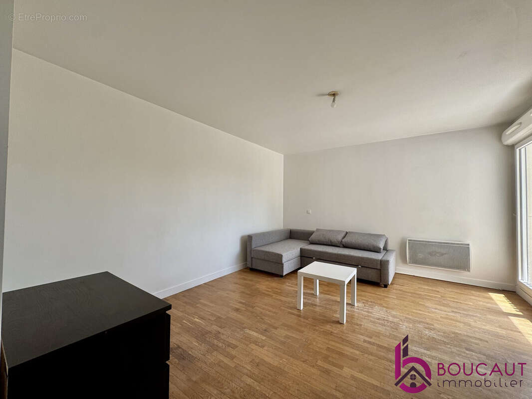 Appartement à LE PLESSIS-ROBINSON