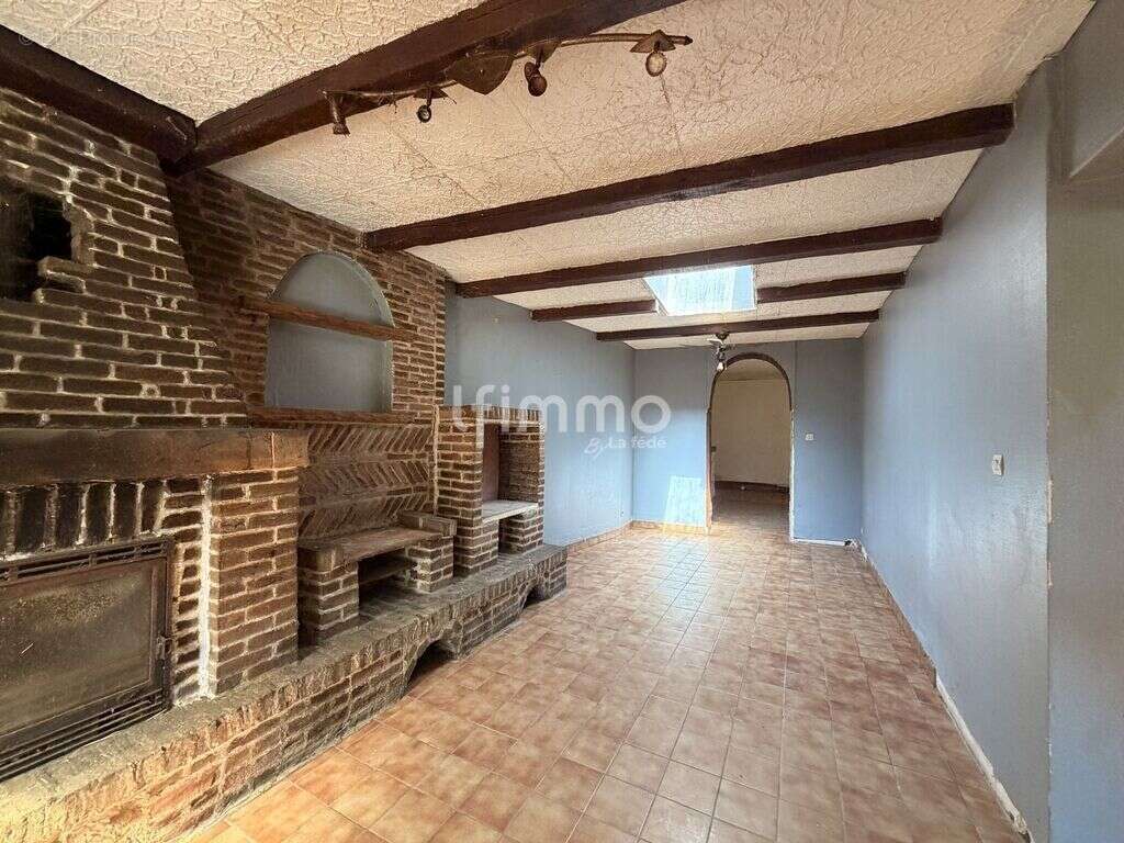 immeuble de rapport - 2 logements - 3garages - photo 9