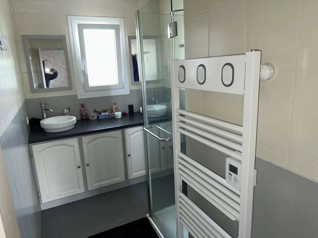 Maison à SAINT-MAURICE-LA-CLOUERE