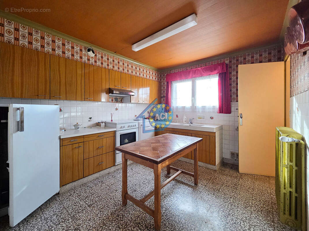 Maison à BREUIL-BOIS-ROBERT