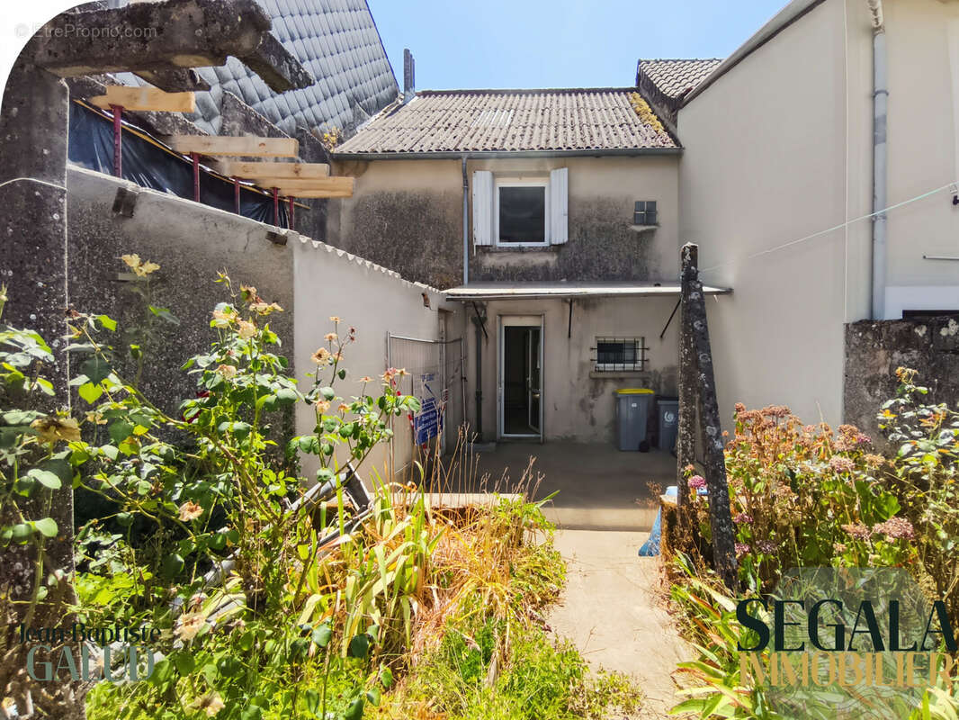 Maison de village de 82 m2 avec deux chambres, jardin et vue dégagée - photo 15