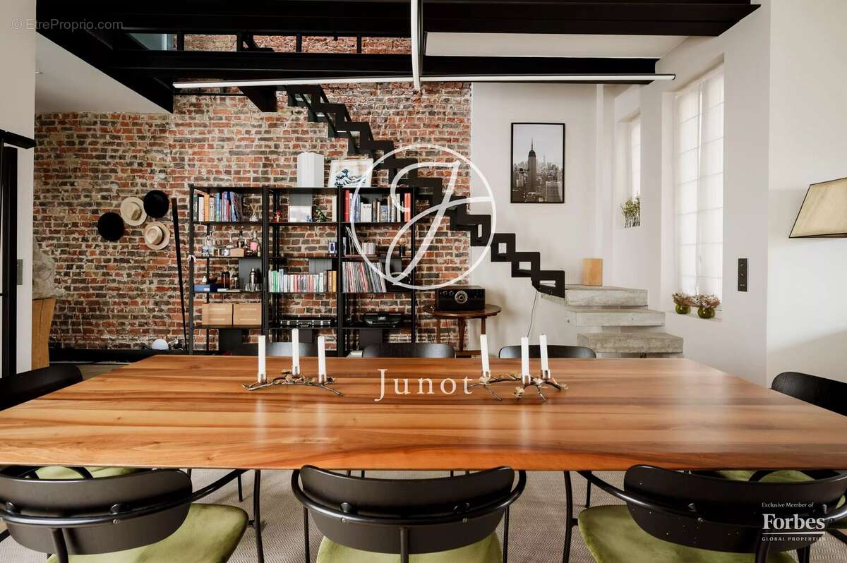 Appartement à PARIS-6E