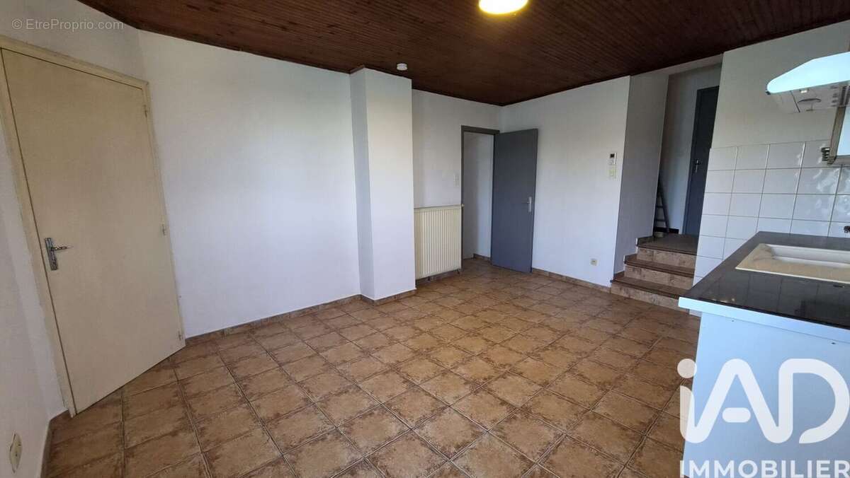 Maison 168 m² à Saint-Etienne-Des-Sorts  - photo 5