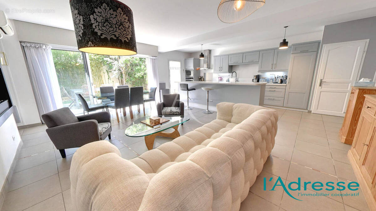 Maison à BRY-SUR-MARNE