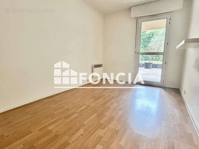Appartement à LEVALLOIS-PERRET