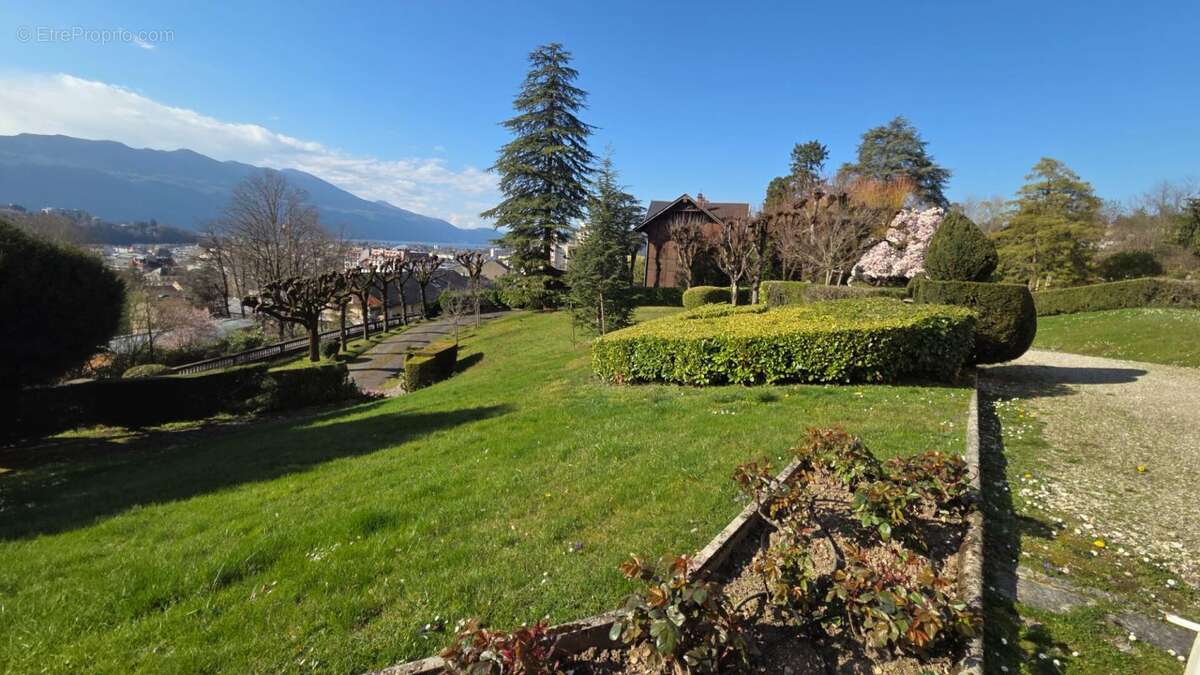 Appartement à AIX-LES-BAINS