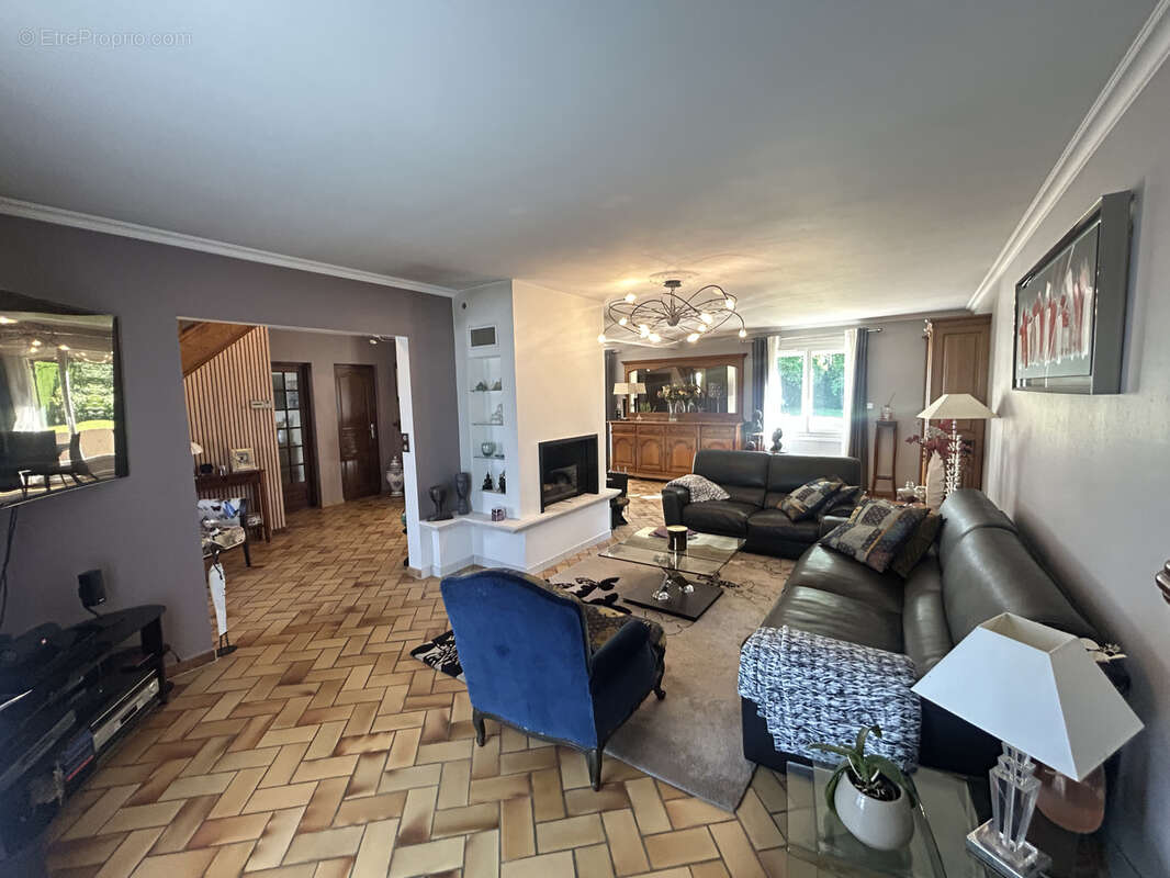 Maison à ANGERVILLE