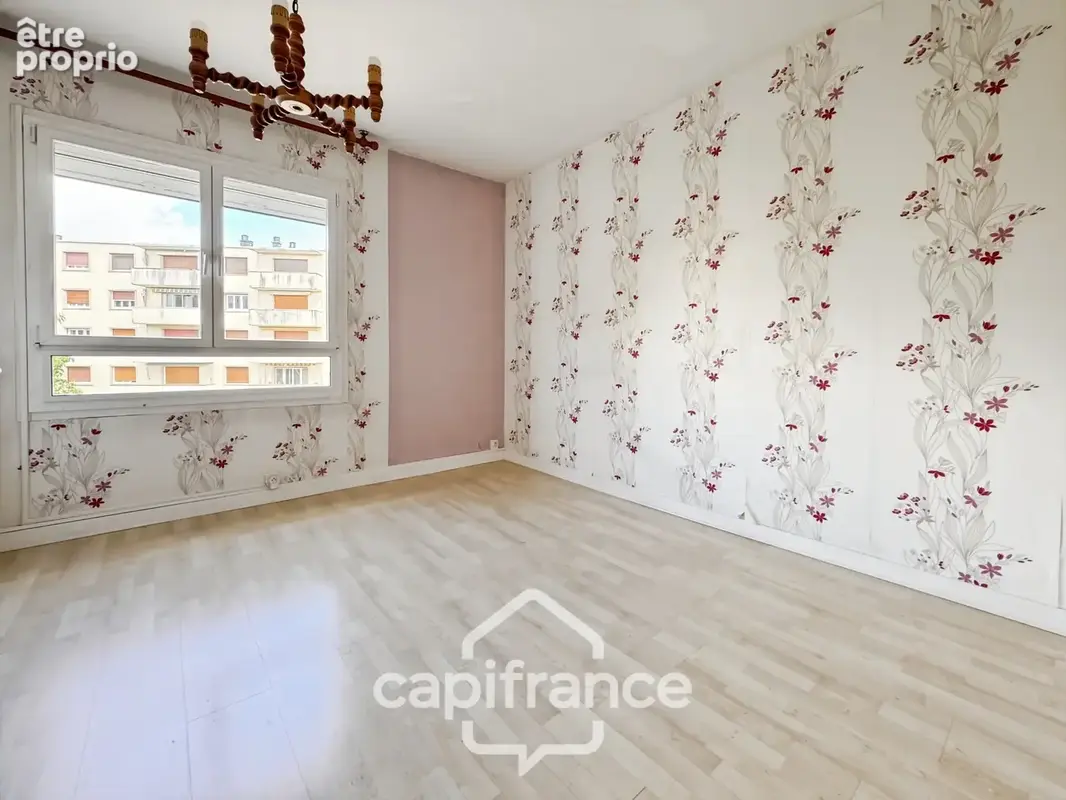 Appartement T4 67 m² – 3 chambres – Balcon – Garage – Cave – Chalon-sur-Saône - photo 8