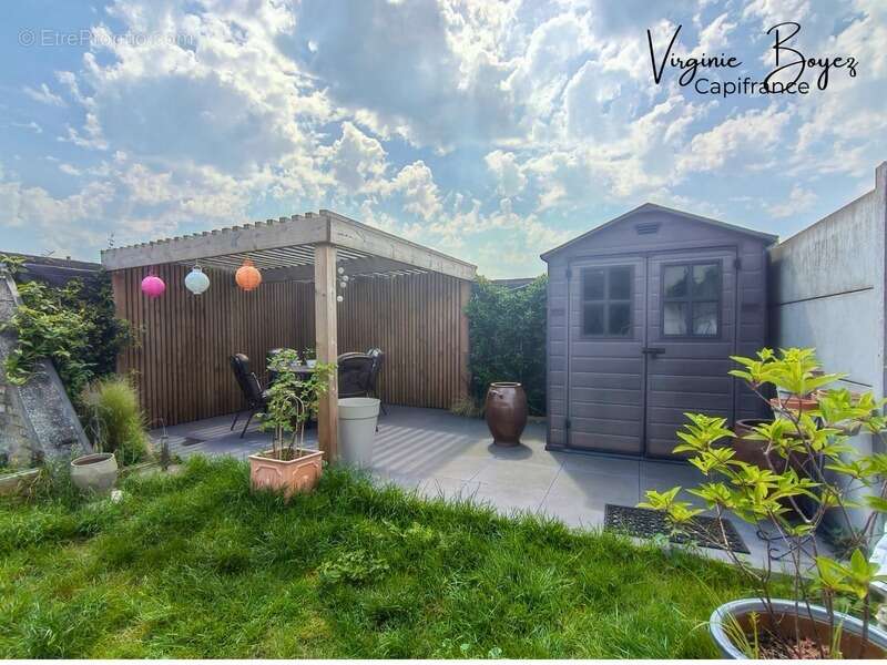 Maison à COUDEKERQUE-BRANCHE