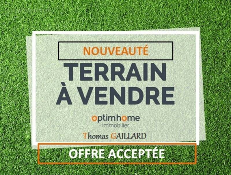 Terrain à SAINT-AUBIN-D&#039;ECROSVILLE