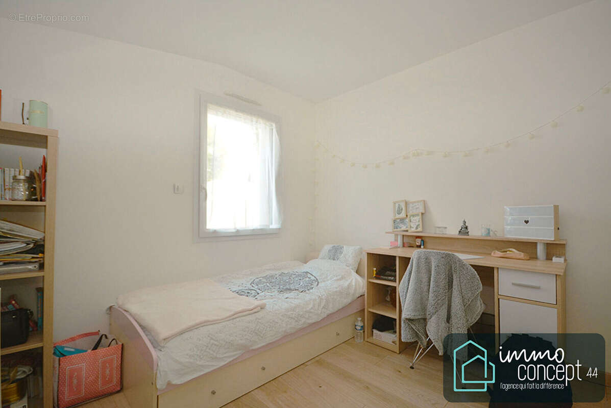 Maison à SAINT-LEGER-LES-VIGNES