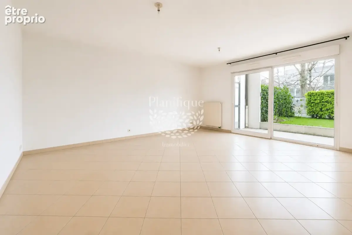 Valleiry   Appartement T3 avec jardin - photo 3
