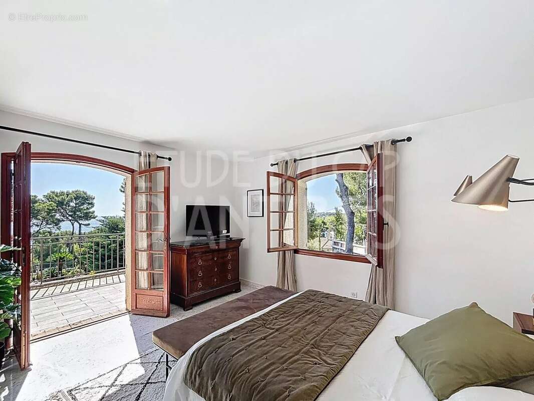 Maison à ANTIBES