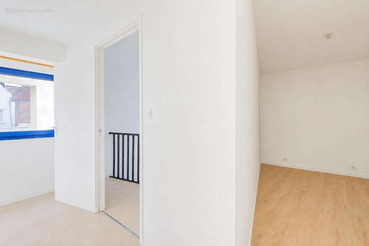 Immeuble loué avec deux appartements à Douai - photo 4