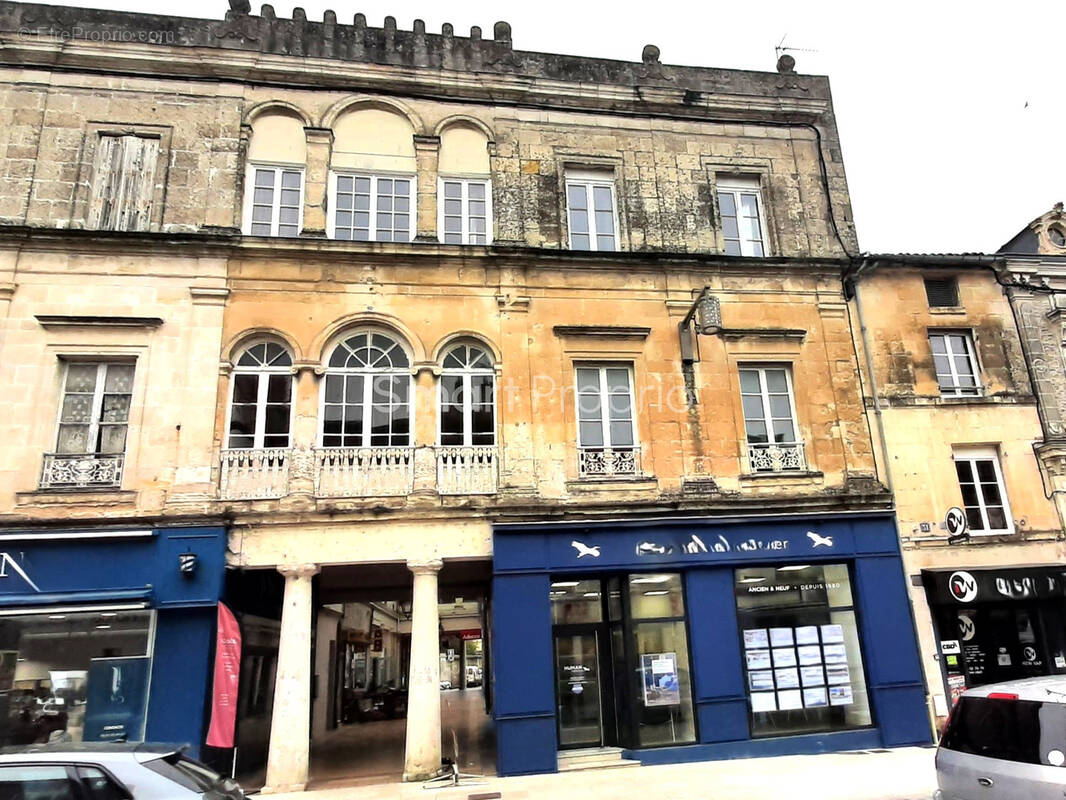 Appartement à FONTENAY-LE-COMTE