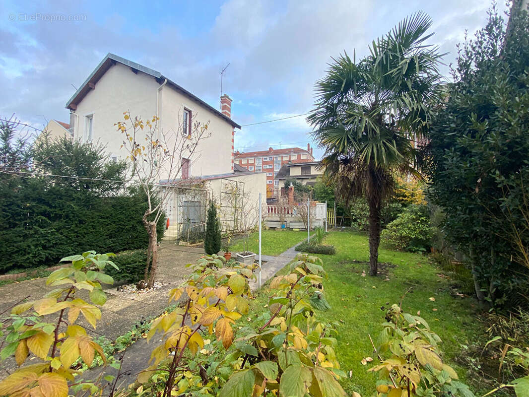 Maison à NOISY-LE-SEC