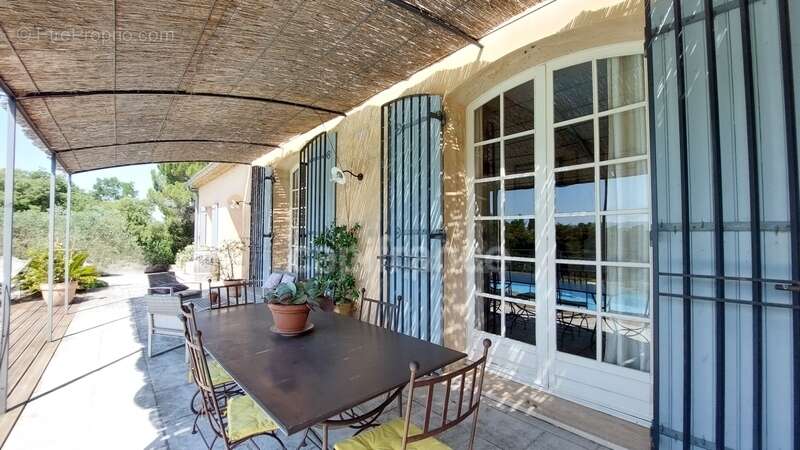 Maison à SAINT-REMY-DE-PROVENCE