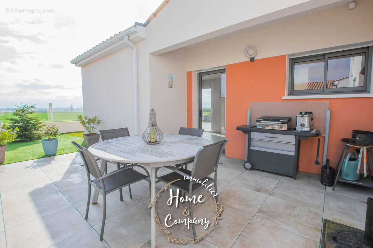 Maison à SAINT-SULPICE-DE-ROYAN