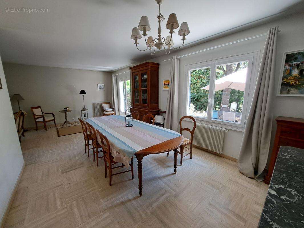 Maison à NOISY-LE-ROI