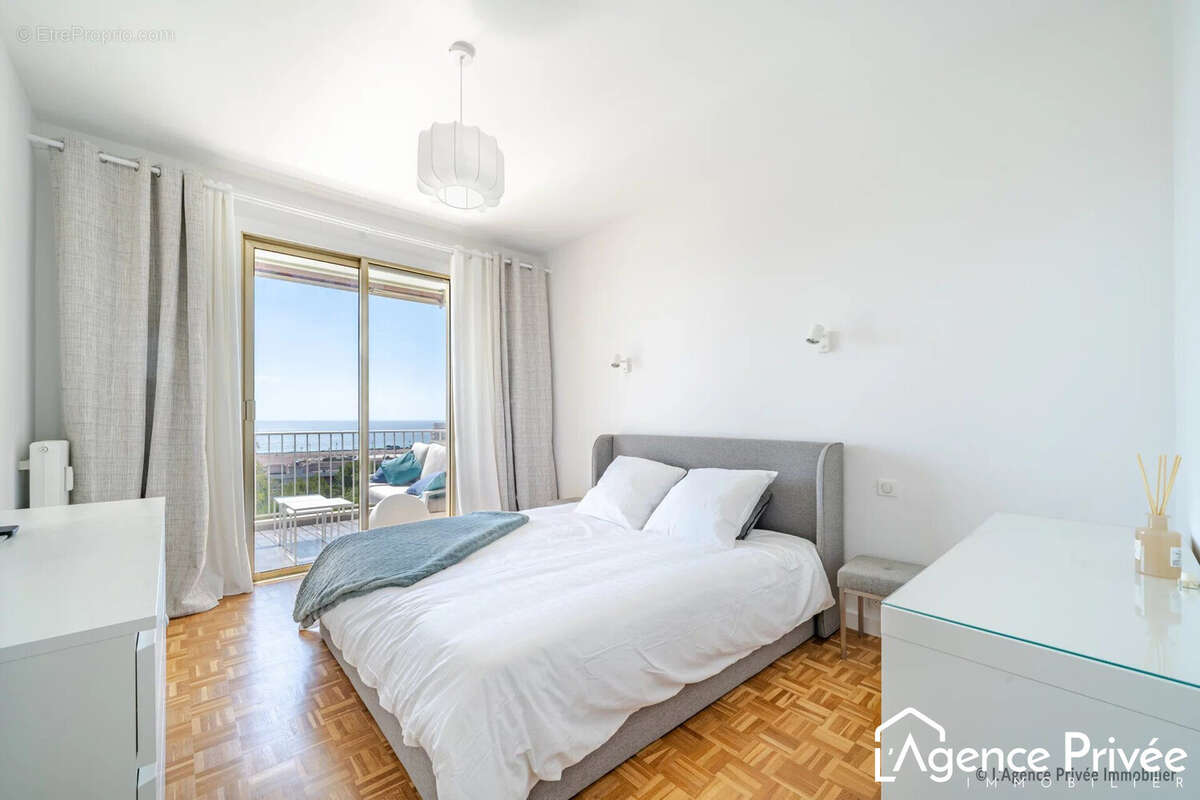 Appartement à CAGNES-SUR-MER