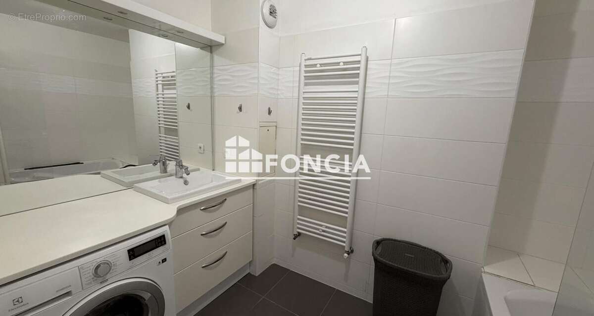 Appartement à BOURG-LA-REINE