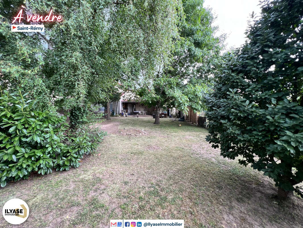 Maison 100 m2  2 ch  535 m2 - photo 9