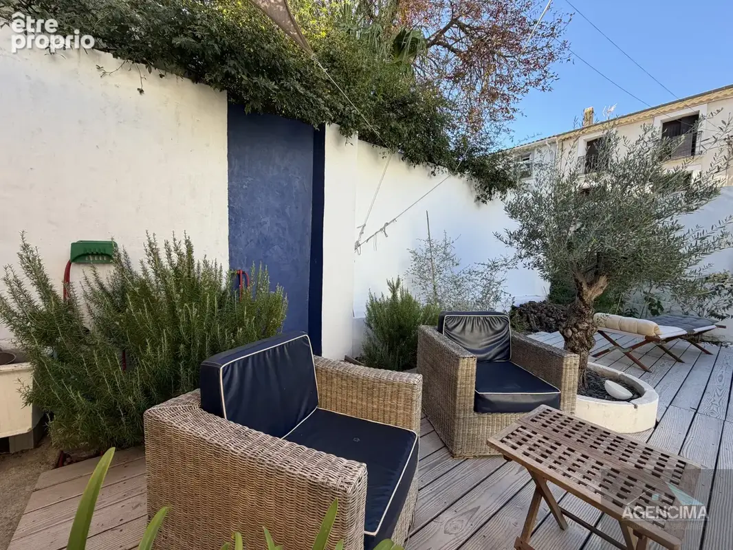 Maison avec jardin de type T4 avec un très grand garage - photo 10