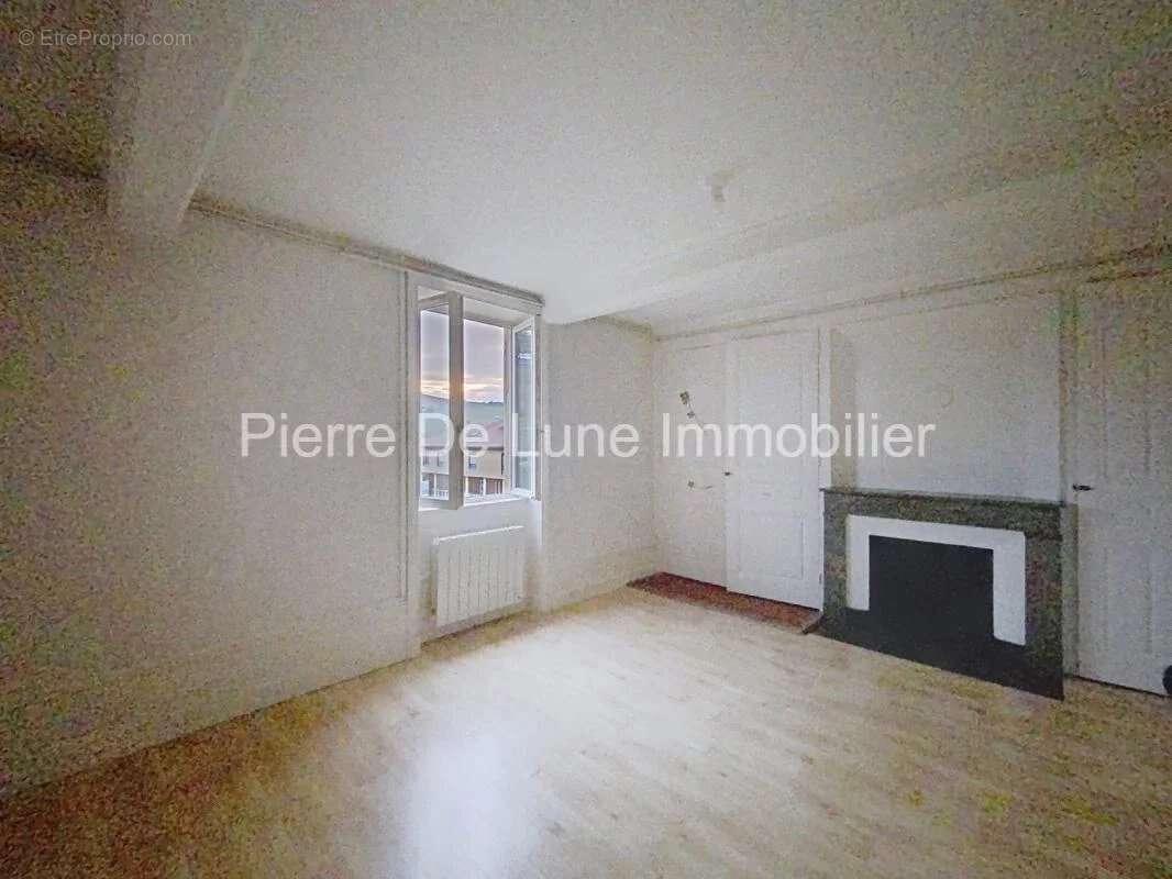 Appartement à CHESSY
