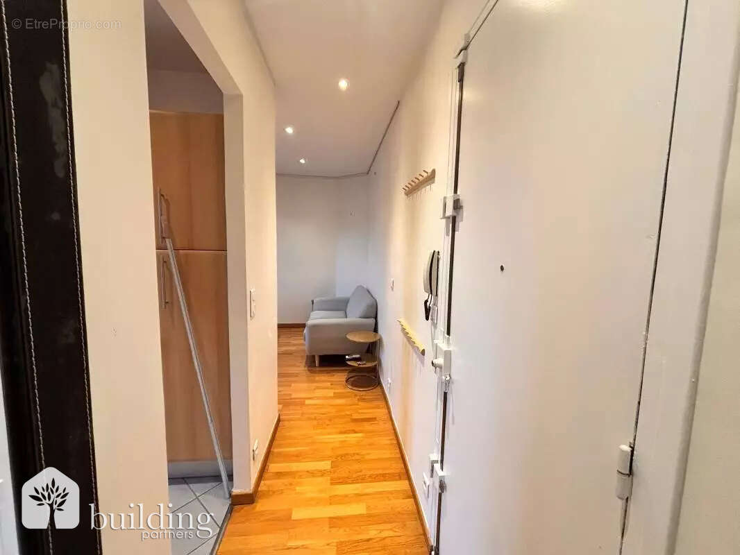Appartement à PARIS-17E